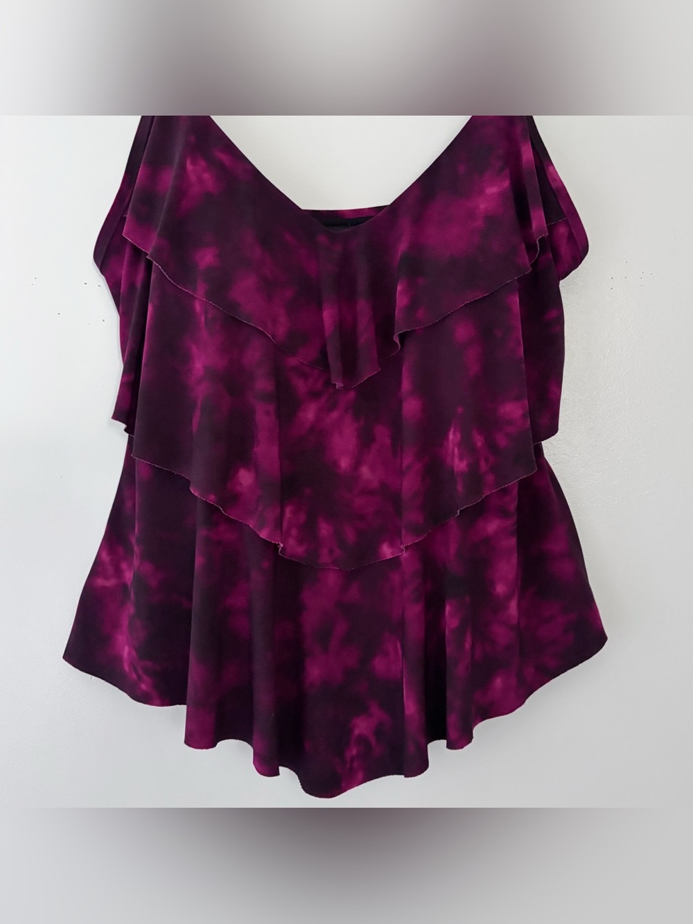 Y2K Ruffle Tank - Picture 2 of 6